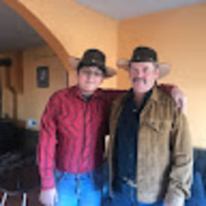 Meet your Posher, Elia